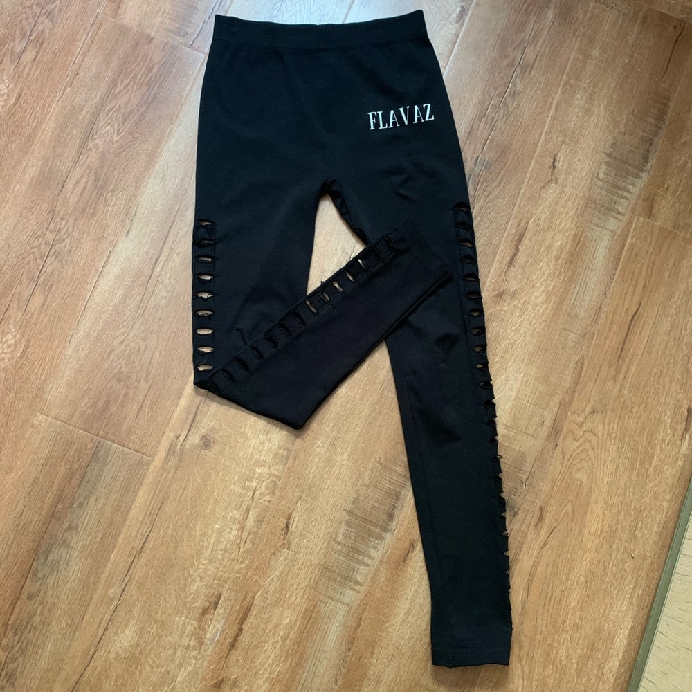 Black leggings
